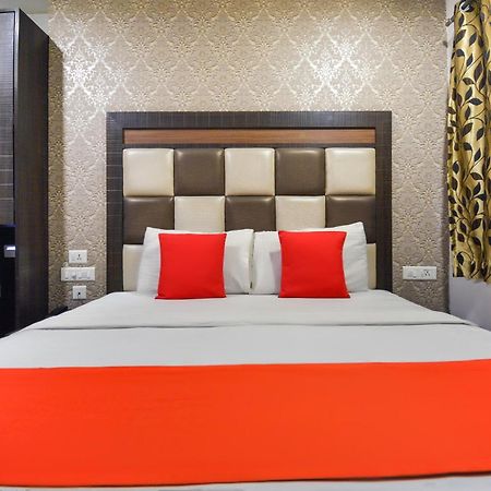 Hotel O Lexis Лудхиана Экстерьер фото
