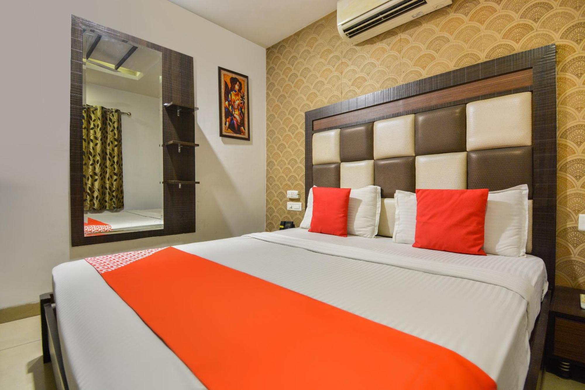 Hotel O Lexis Лудхиана Экстерьер фото
