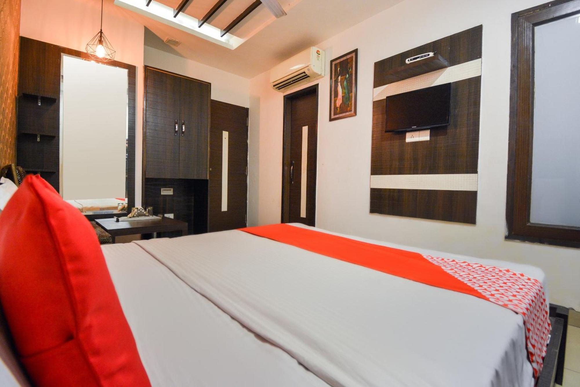 Hotel O Lexis Лудхиана Экстерьер фото