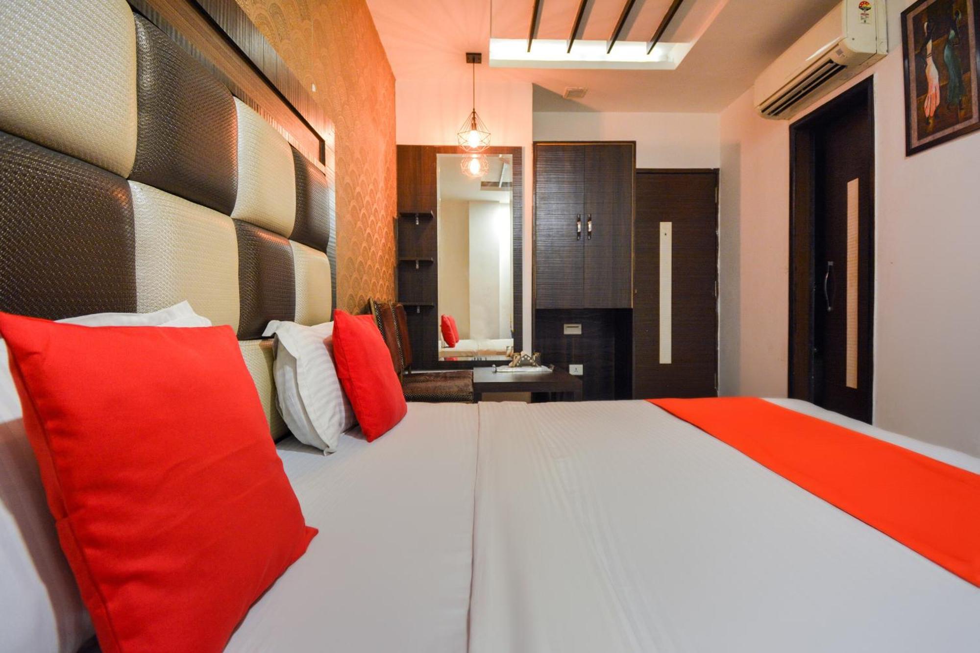 Hotel O Lexis Лудхиана Экстерьер фото